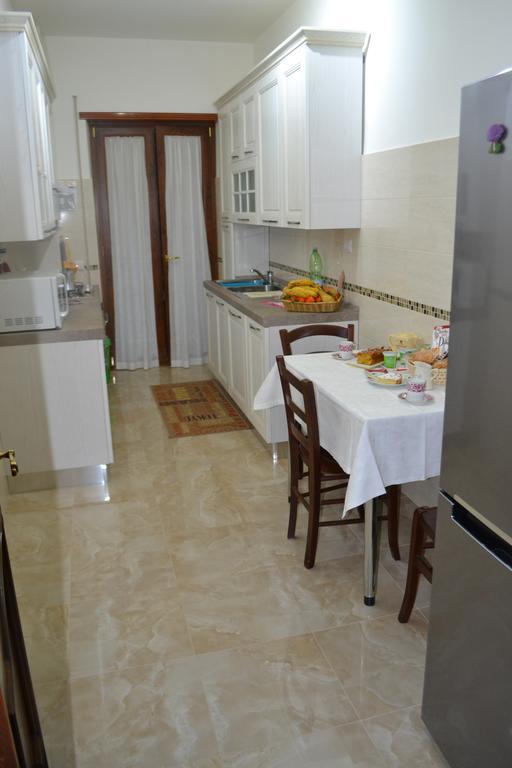 B&B Visconti Lido di Ostia Exteriör bild